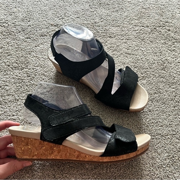 New Propét Women's 11 M Black Millie Open Toe Wedge Strappy Sandals - Picture 2 of 7